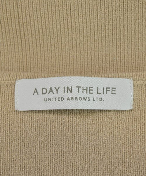 a day in the life UNITED ARROWS เสื้อแขนกุด