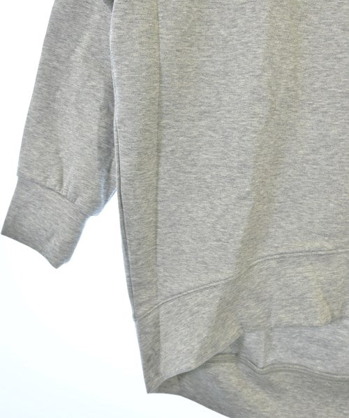 LUCA / LADY LUCK LUCA เสื้อยืด/เสื้อท็อปส์
