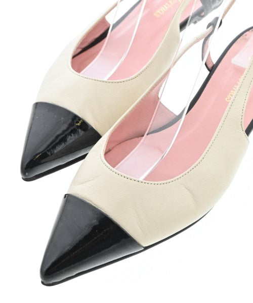 Pretty Ballerinas รองเท้าส้นสูง