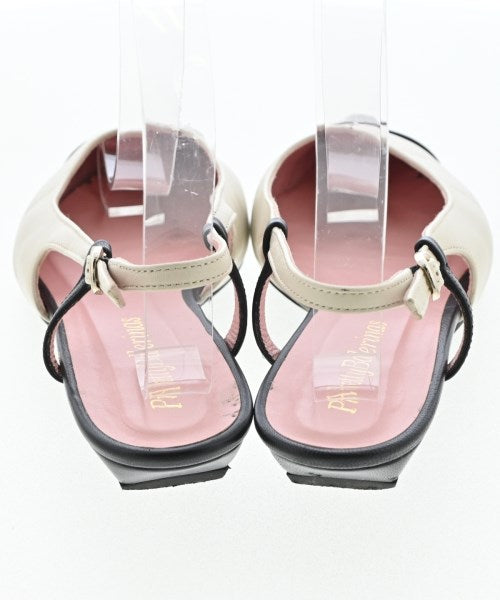 Pretty Ballerinas รองเท้าส้นสูง