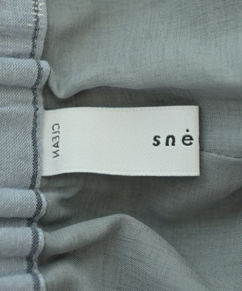 sneeuw กางเกงขาสั้น