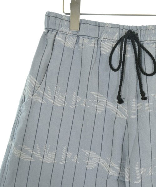 sneeuw กางเกงขาสั้น