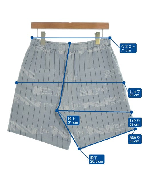 sneeuw กางเกงขาสั้น