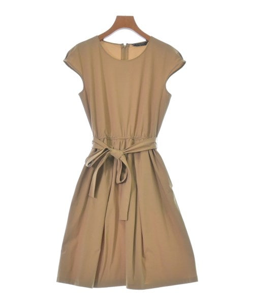 monable ชุดเดรส