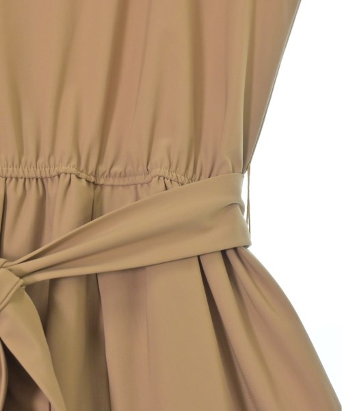 monable ชุดเดรส