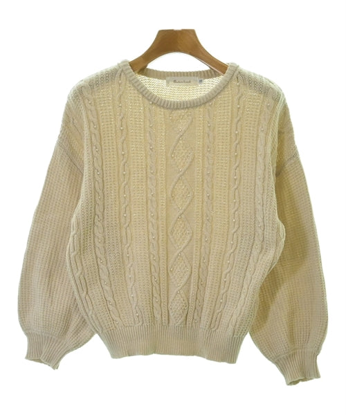 Couture brooch เสื้อกันหนาว