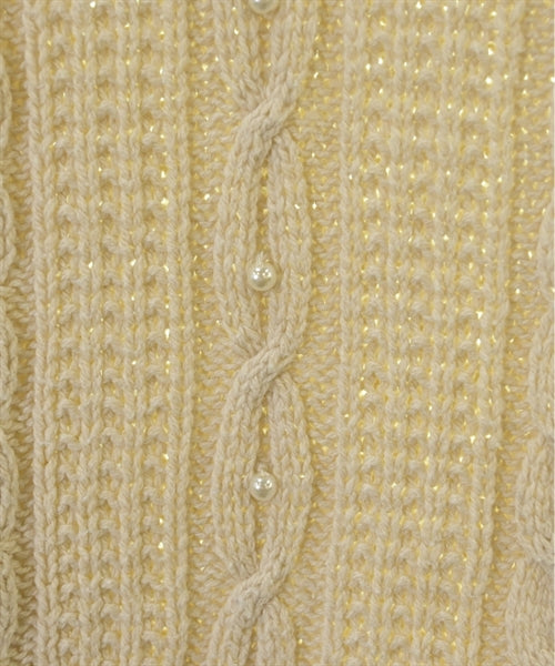 Couture brooch เสื้อกันหนาว