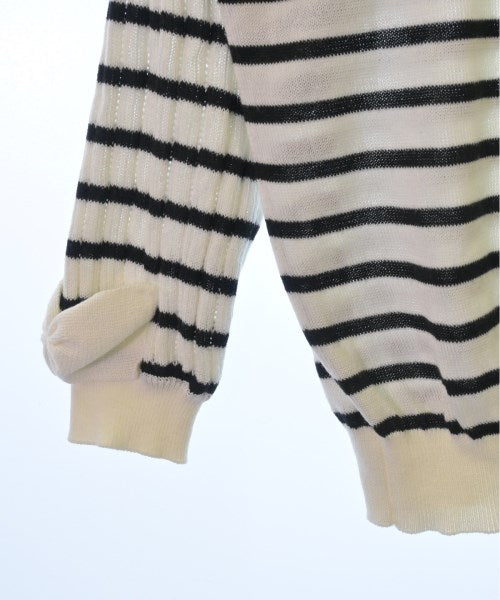 Couture brooch เสื้อกันหนาว