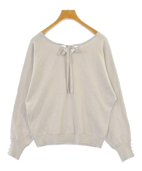 Couture brooch เสื้อกันหนาว