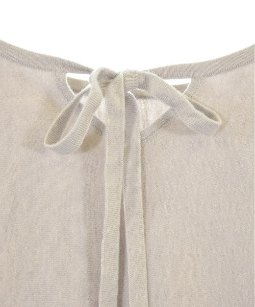 Couture brooch เสื้อกันหนาว