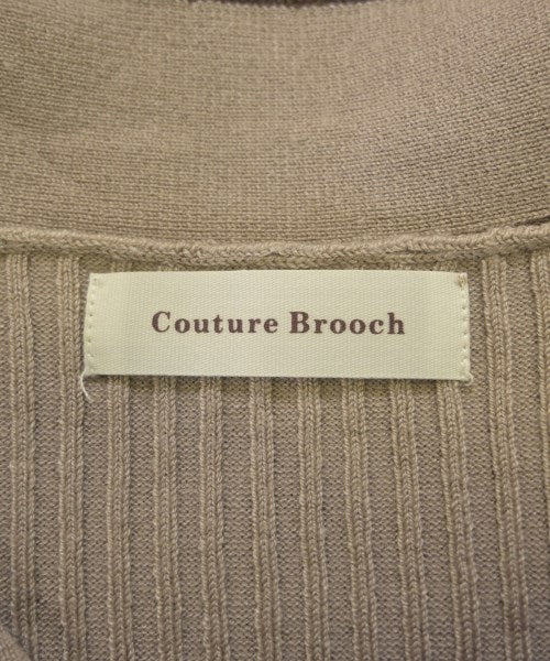 Couture brooch เสื้อกันหนาว