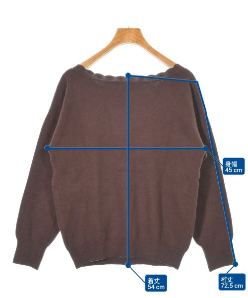 Couture brooch เสื้อกันหนาว