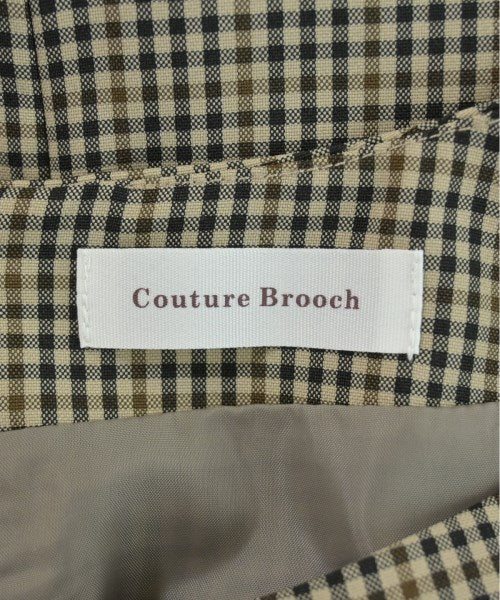 Couture brooch ชุดเดรส