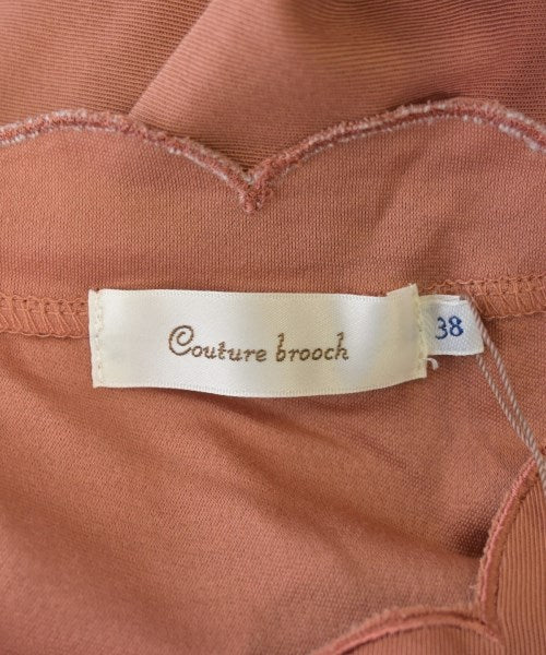 Couture brooch เสื้อยืด/เสื้อท็อปส์