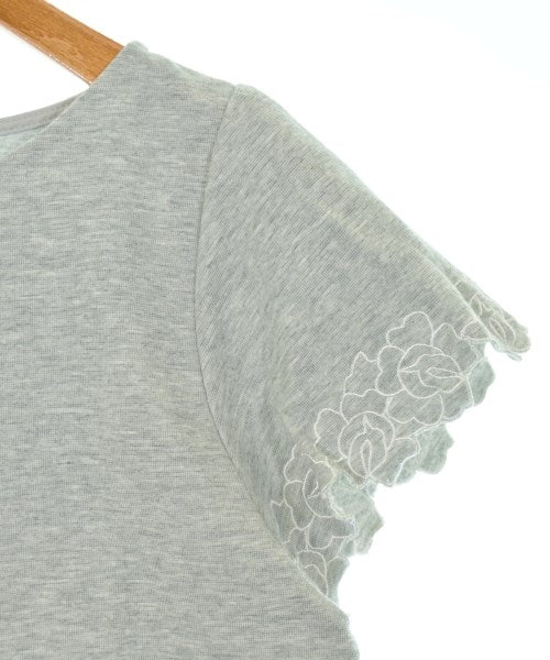 Couture brooch เสื้อยืด/เสื้อท็อปส์