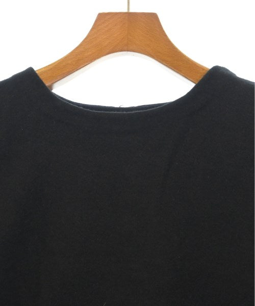 Couture brooch เสื้อกันหนาว