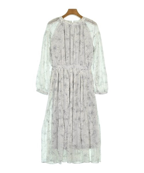 Couture brooch ชุดเดรส