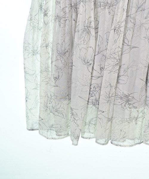 Couture brooch ชุดเดรส