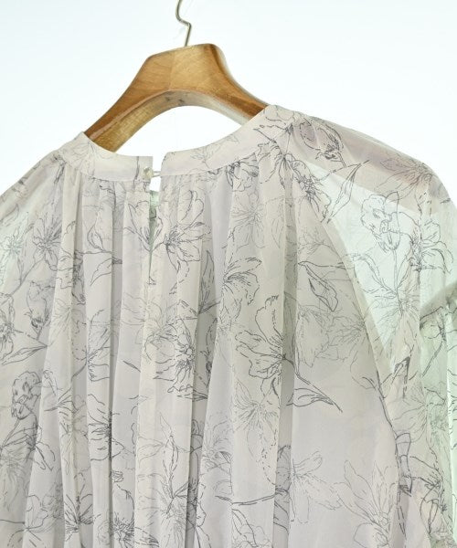 Couture brooch ชุดเดรส