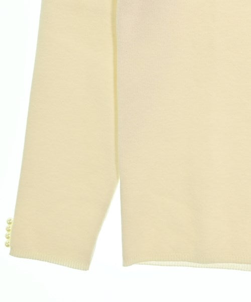 Couture brooch เสื้อกันหนาว