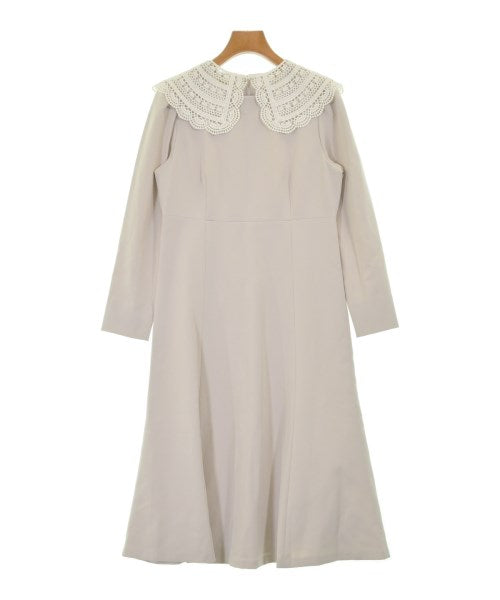 Couture brooch ชุดเดรส