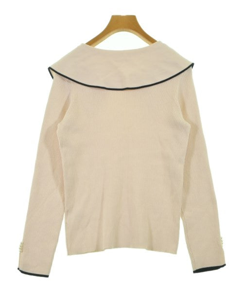 Couture brooch เสื้อกันหนาว