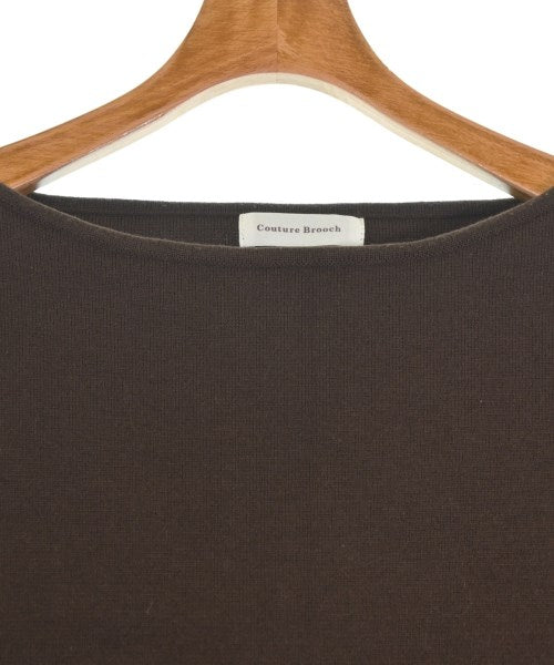 Couture brooch เสื้อกันหนาว