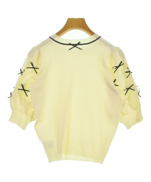 Couture brooch เสื้อกันหนาว