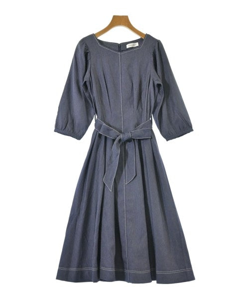 Couture brooch ชุดเดรส