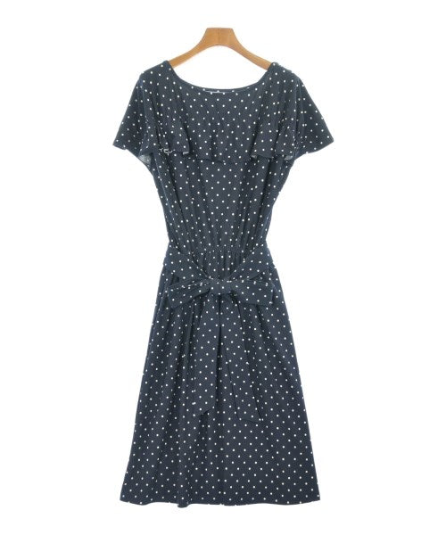 Couture brooch ชุดเดรส