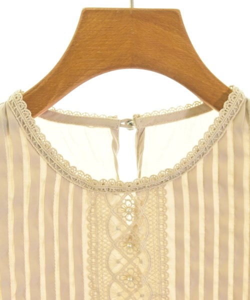 Couture brooch เสื้อสตรี