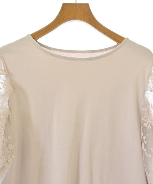 Couture brooch เสื้อยืด/เสื้อท็อปส์