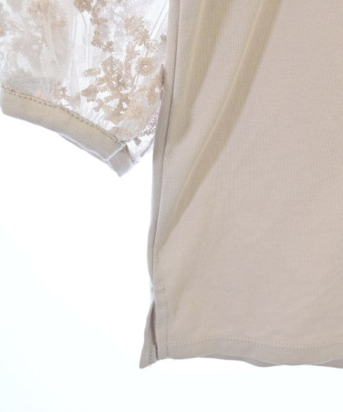 Couture brooch เสื้อยืด/เสื้อท็อปส์