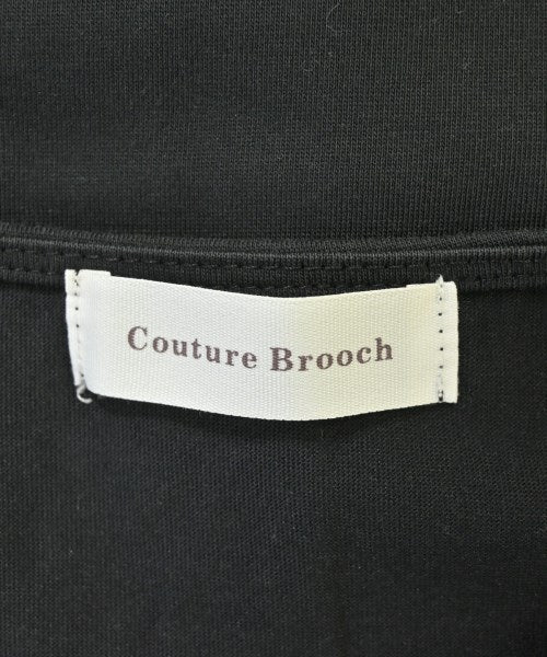 Couture brooch เสื้อยืด/เสื้อท็อปส์
