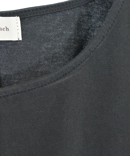 Couture brooch เสื้อยืด/เสื้อท็อปส์