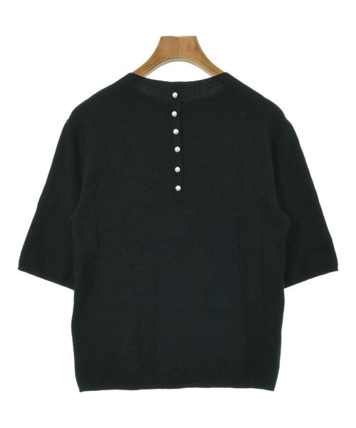 Couture brooch เสื้อกันหนาว