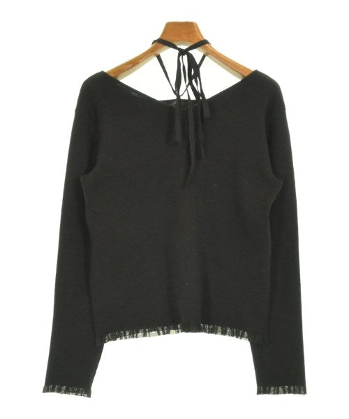 Couture brooch เสื้อกันหนาว