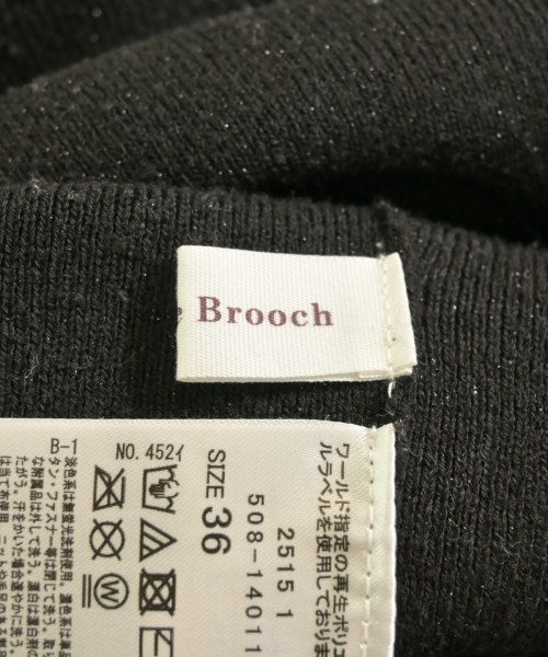 Couture brooch เสื้อกันหนาว