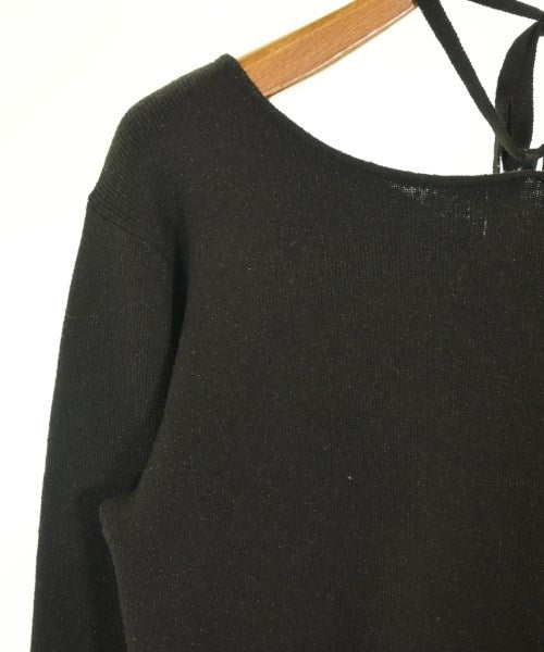 Couture brooch เสื้อกันหนาว