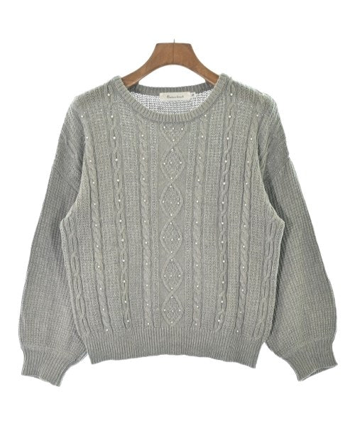 Couture brooch เสื้อกันหนาว