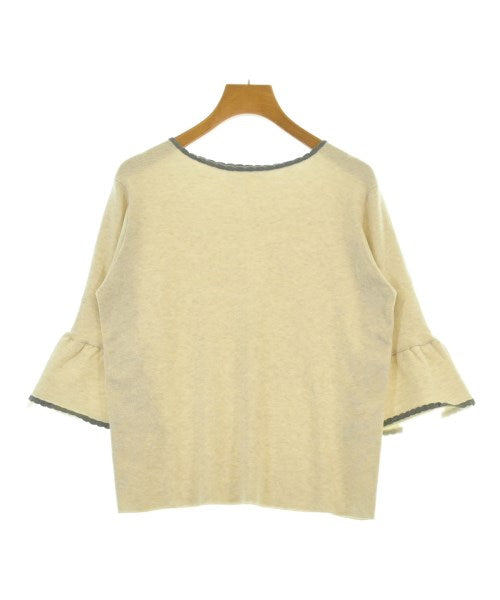 Couture brooch เสื้อกันหนาว