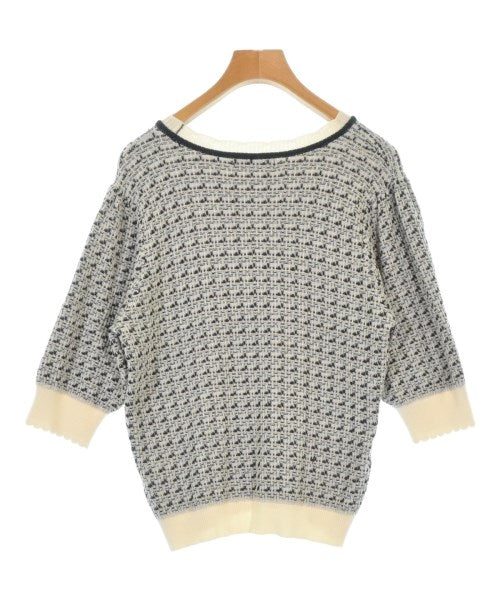 Couture brooch เสื้อกันหนาว