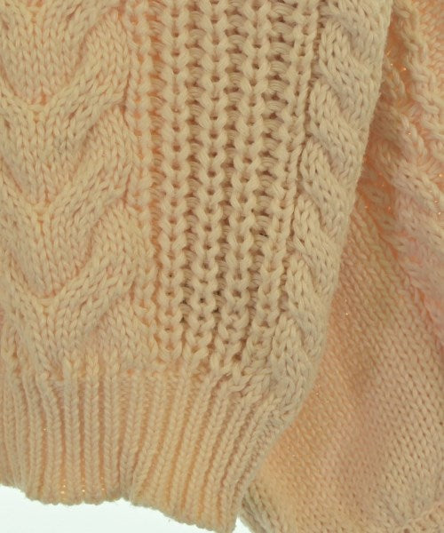 Couture brooch เสื้อกันหนาว