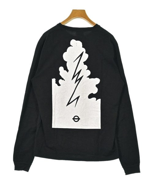 UNDERGROUND เสื้อยืด/เสื้อท็อปส์