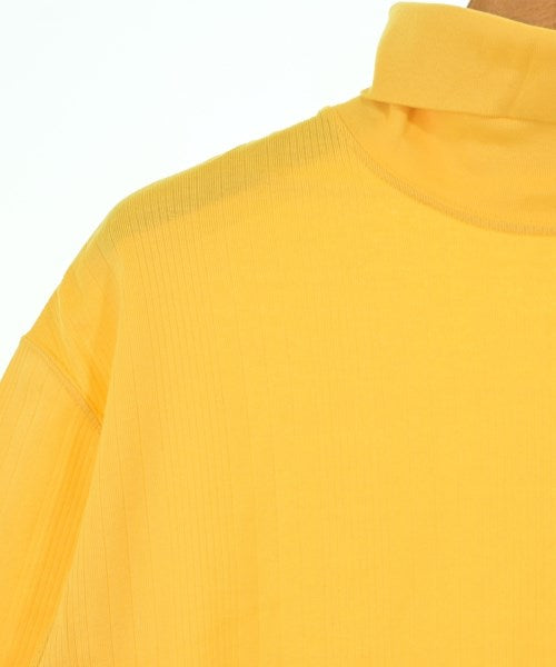 ALLEGE เสื้อยืด/เสื้อท็อปส์