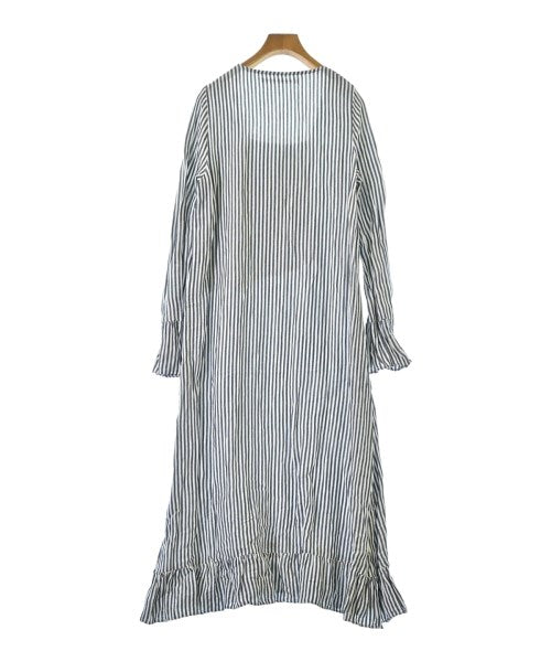 AKANE UTSUNOMIYA ชุดเดรส