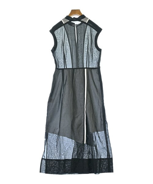 AKANE UTSUNOMIYA ชุดเดรส