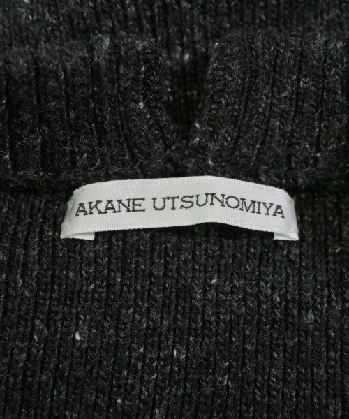 AKANE UTSUNOMIYA เสื้อแขนกุด