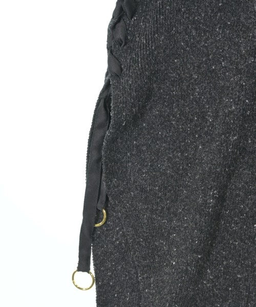 AKANE UTSUNOMIYA เสื้อแขนกุด