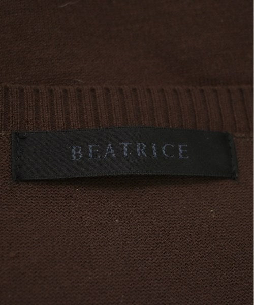 BEATRICE เสื้อกันหนาว